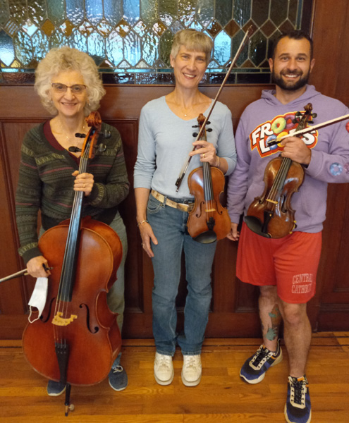 Soloists left to right - Juliette Tardiff, cello, Carla Stein, violin, Jeffrey Rubino, violin