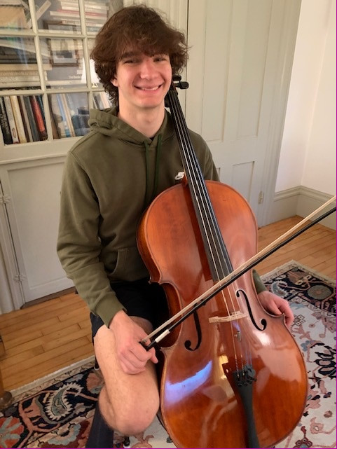 Soloist Nick Rosa